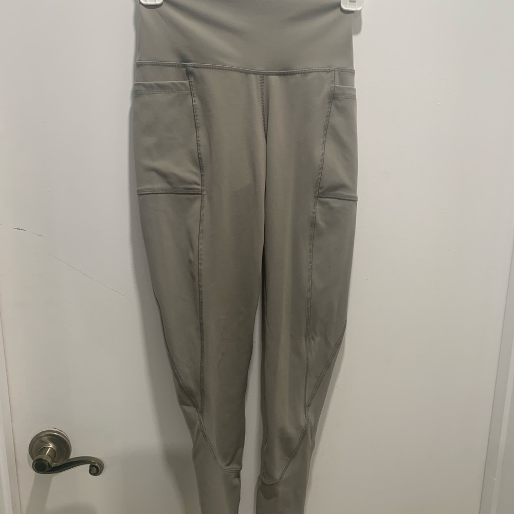 2/$5 High-Waisted Gray-green Capri Leggings